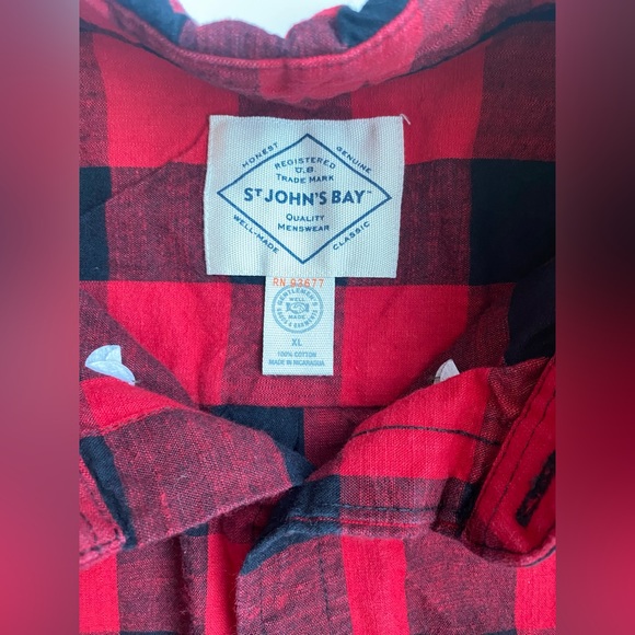 St. John’s Bay Men’s Red Flannel Shirt - Picture 4 of 4